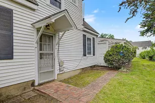 171 Kenney St, Manchester, NH 03103 - Photo 5