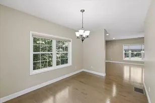 18 Hawthorne Drive, Auburn, NH 03032 - Photo 15