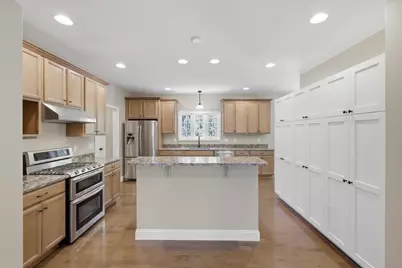 18 Hawthorne Drive, Auburn, NH 03032 - Photo 11