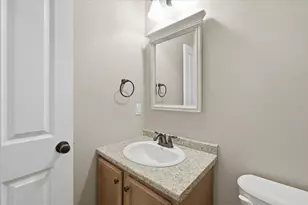 18 Hawthorne Drive, Auburn, NH 03032 - Photo 17
