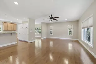 18 Hawthorne Drive, Auburn, NH 03032 - Photo 7