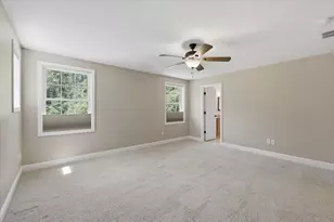 18 Hawthorne Drive, Auburn, NH 03032 - Photo 23