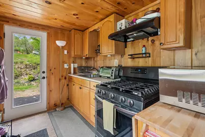 102 Highland Street, Plymouth, NH 03264 - Photo 11
