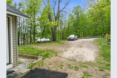 102 Highland Street, Plymouth, NH 03264 - Photo 23
