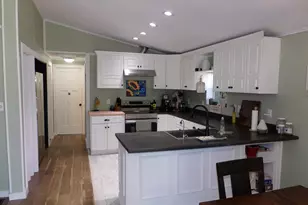 13 Pear St, Laconia, NH 03246 - Photo 3