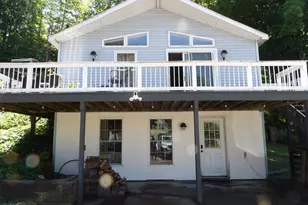 13 Pear St, Laconia, NH 03246 - Photo 9