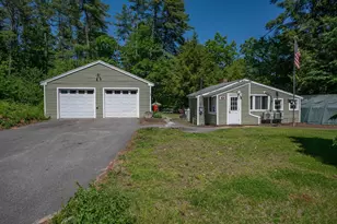 9 Upper Scotland Dr, Raymond, NH 03077 - Photo 3