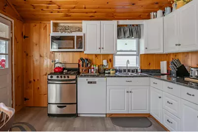 9 Upper Scotland Drive, Raymond, NH 03077 - Photo 11