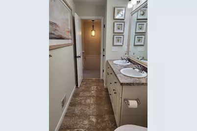 142 Comeau Street, Manchester, NH 03102 - Photo 17