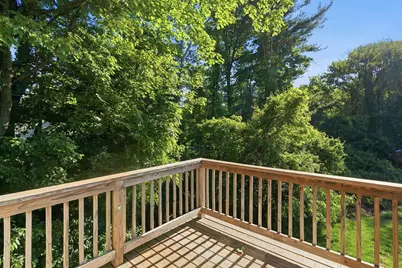 897 Mammoth Road #8, Manchester, NH 03104 - Photo 17