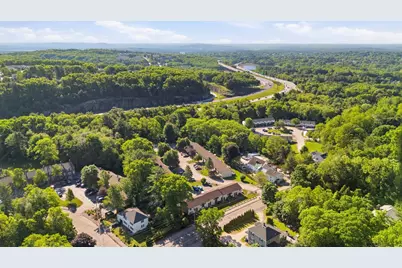 897 Mammoth Road #8, Manchester, NH 03104 - Photo 39