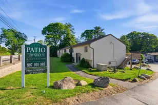 897 Mammoth Rd, Manchester, NH 03104 - Photo 1