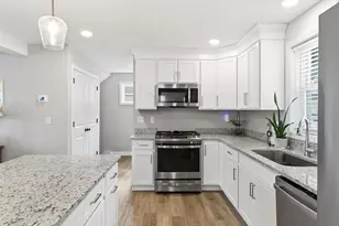 2 Juniper Dr, Dover, NH 03820 - Photo 9