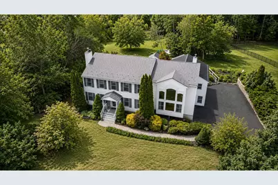 7 Longview Circle, Pelham, NH 03076 - Photo 1