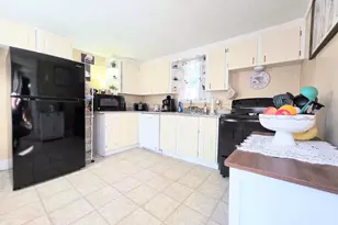 28 Mill St, Belmont, NH 03220 - Photo 5