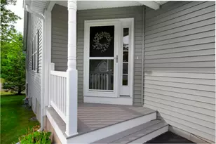 125 Brody Ln, Hudson, NH 03051 - Photo 3