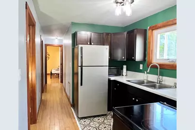 111 Central Street, Brattleboro, VT 05301 - Photo 13