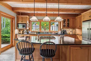 683 Reservoir Rd, Hartford, VT 05001 - Photo 17