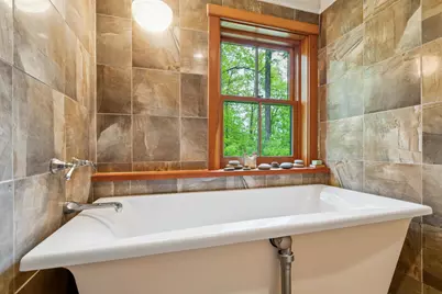 683 Reservoir Road, Hartford, VT 05001 - Photo 27