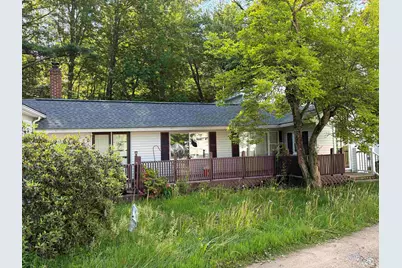 29 Cove Road, East Kingston, NH 03827 - Photo 1