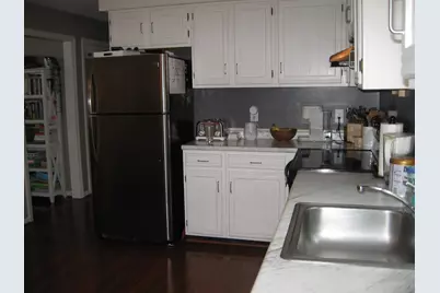 89 Lancaster Avenue, Manchester, NH 03103 - Photo 5