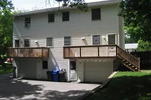 89 Lancaster Ave, Manchester, NH 03103 - Photo 3