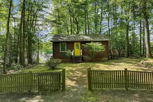 11 Robin Shore Dr, Canterbury, NH 03224 - Photo 1