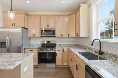 7 River Street #3, Milton, VT 05468 - Photo 3