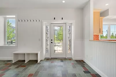 225 Midland Avenue, South Burlington, VT 05403 - Photo 3