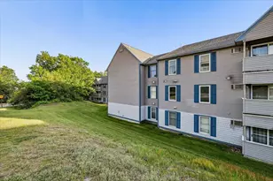 132 Eastern Ave, Manchester, NH 03104 - Photo 19