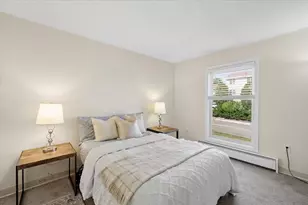 132 Eastern Ave, Manchester, NH 03104 - Photo 13
