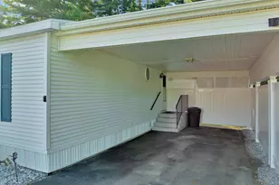 17 Xenia St, Nashua, NH 03062 - Photo 5