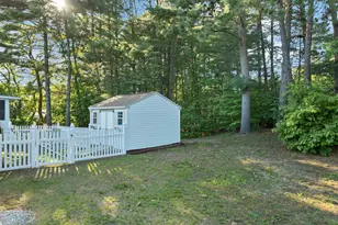 17 Xenia St, Nashua, NH 03062 - Photo 11