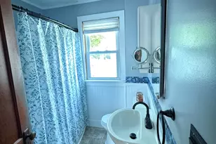 25 Laurel St, Berlin, NH 03570 - Photo 17