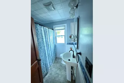 25 Laurel Street, Berlin, NH 03570 - Photo 13