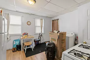 217 Spruce St, Manchester, NH 03103 - Photo 13