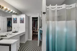 2263 Elm St, Manchester, NH 03104 - Photo 19