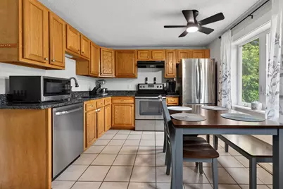 24A Fairway Road, Londonderry, NH 03053 - Photo 5