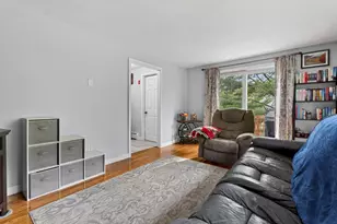 24a Fairway Rd, Londonderry, NH 03053 - Photo 11