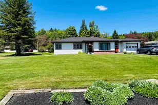 409 Christian Hill, Canaan,  05903 - Photo 5