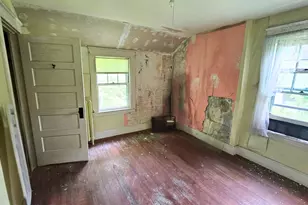 17 Clement Rd, Springfield, VT 05156 - Photo 17