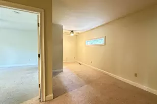 172 Arah St, Manchester, NH 03104 - Photo 37
