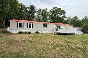 21 Valley Dr, Belmont, NH 03220 - Photo 3