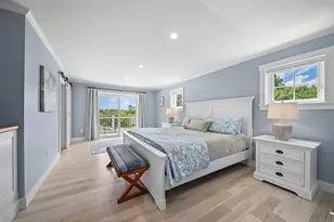 232 Dover Point Rd, Dover, NH 03820 - Photo 3