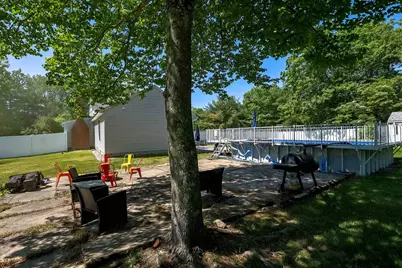 109 Baboosic Lake Road, Merrimack, NH 03054 - Photo 9
