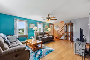 31 Tigertail Circle, Derry, NH 03038 - Photo 9