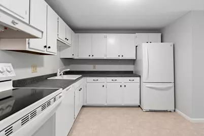 910 White Cedar Boulevard, Portsmouth, NH 03801 - Photo 13