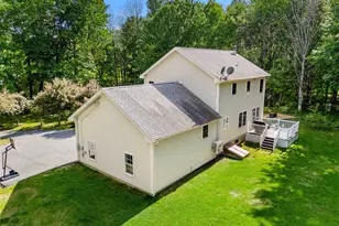 2 Cate Rd, Deerfield, NH 03037 - Photo 39