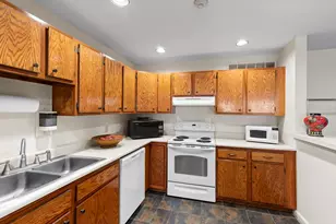 2009 White Cedar Blvd, Portsmouth, NH 03801 - Photo 25
