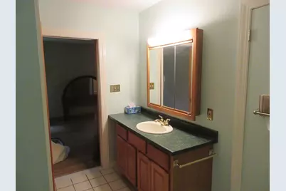 383 Rowe Avenue, Pembroke, NH 03275 - Photo 19